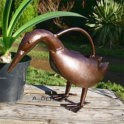 Duckling-Watering-Can-Bronze-Gardening-Gifts-0