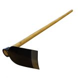 Harbour-Housewares-Full-Size-Azada-Digging-Hoe-with-Wooden-Handle-120cm-0